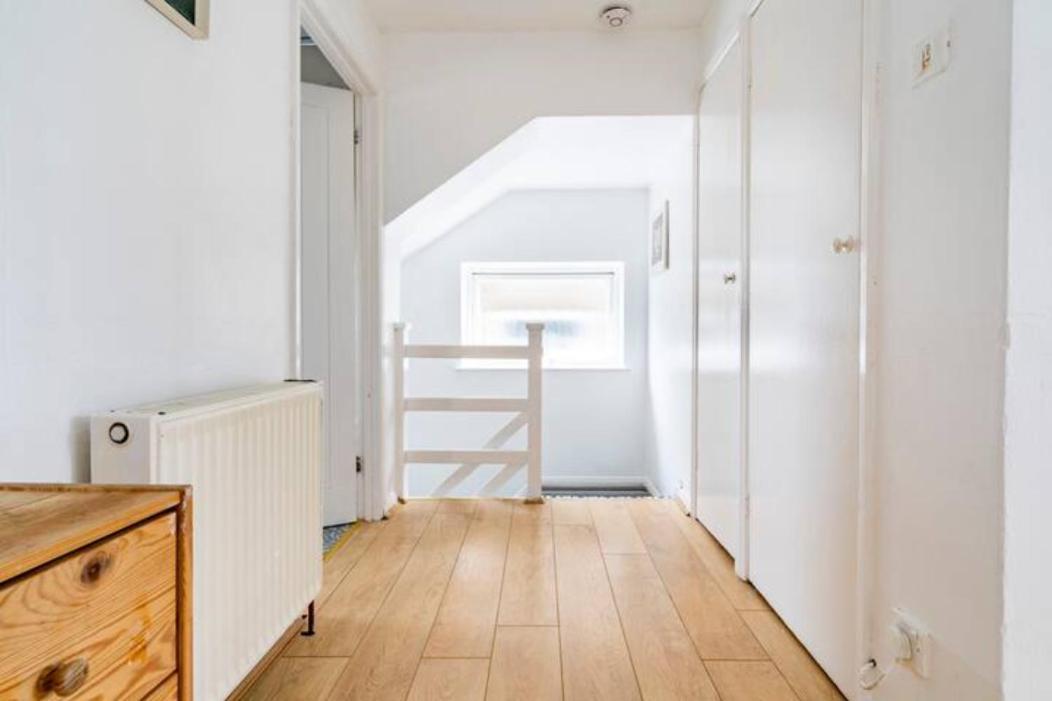 Beaconsfield Serenity: 4-Bedroom Near Luton Airport Luton (Bedfordshire) Exterior photo