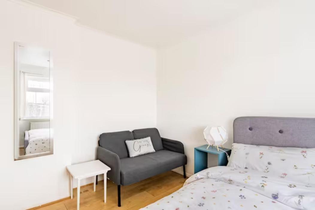 Beaconsfield Serenity: 4-Bedroom Near Luton Airport Luton (Bedfordshire) Exterior photo